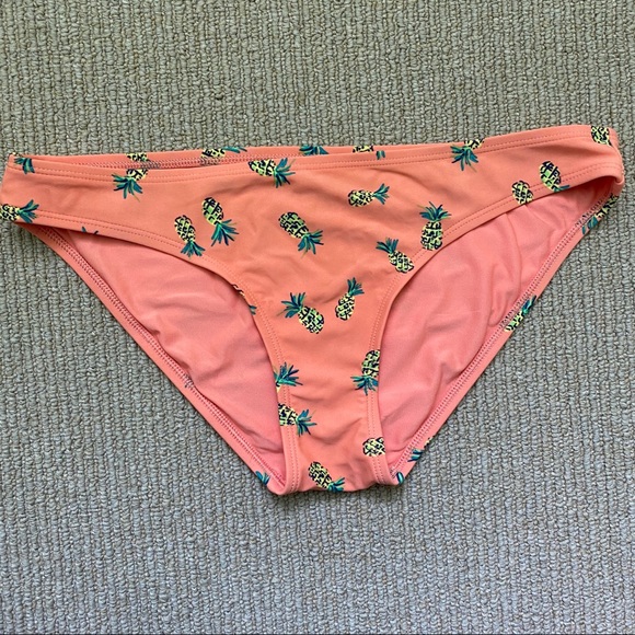 Aerie Pineapple Bikini Swimsuit Set - Picture 3 of 7